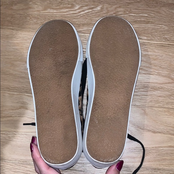 Steve Madden leopard platform sneakers - Picture 2 of 2